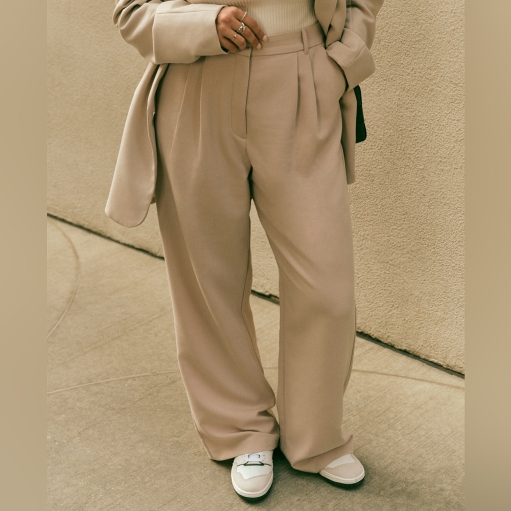 Curve Love A&F Sloane Tailored Wide Leg Pant